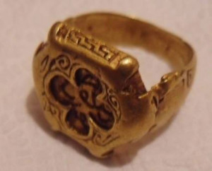 Gold-ring